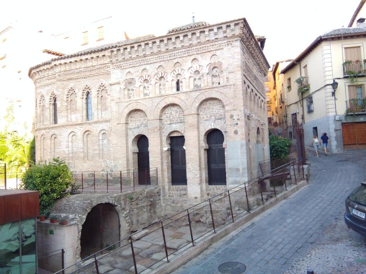 Апартаменты Puerta Del Vado Alto Толедо Экстерьер фото